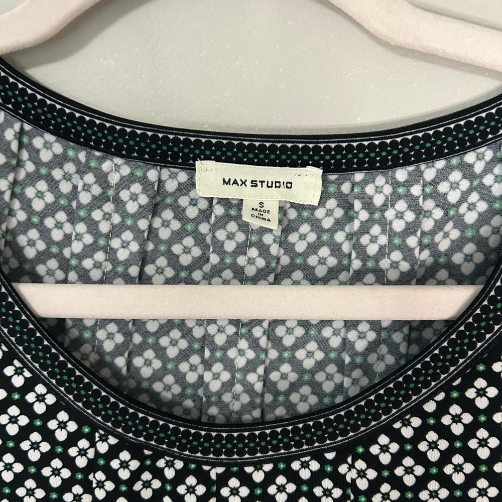 Women’s Max Studio Fit & Flare 3/4 length sleeves, size small - Picture 3 of 5